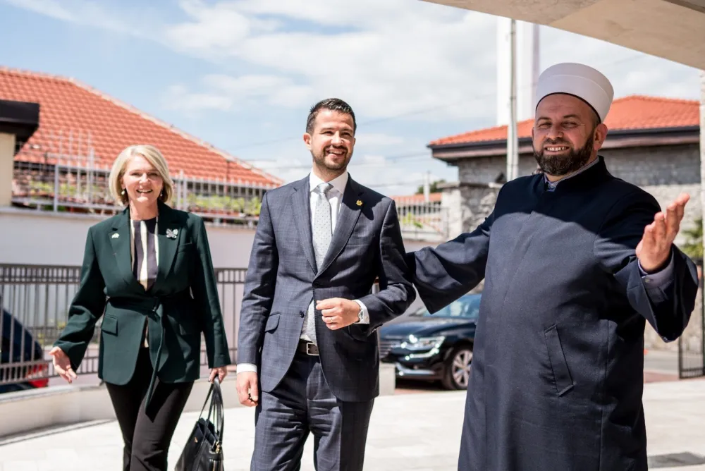 Injac, Milatović i Fejzić