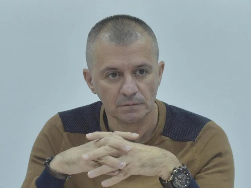 Od 250 parking mјesta samo dva za OSI