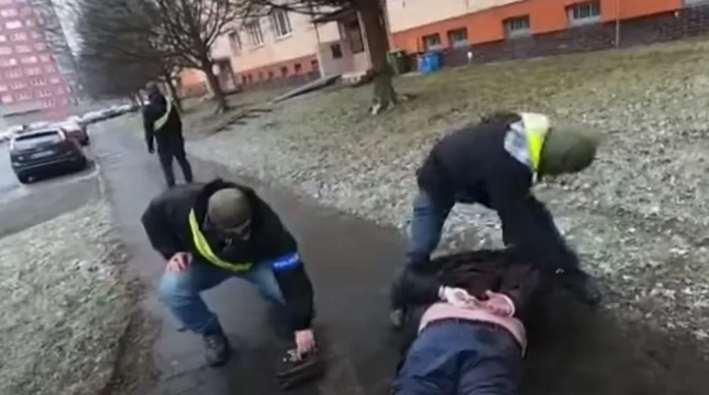 (VIDEO) Uhap&scaron;eno 13 osoba zbog prisiljavanja 400 žena na seksualnu eksploataciju