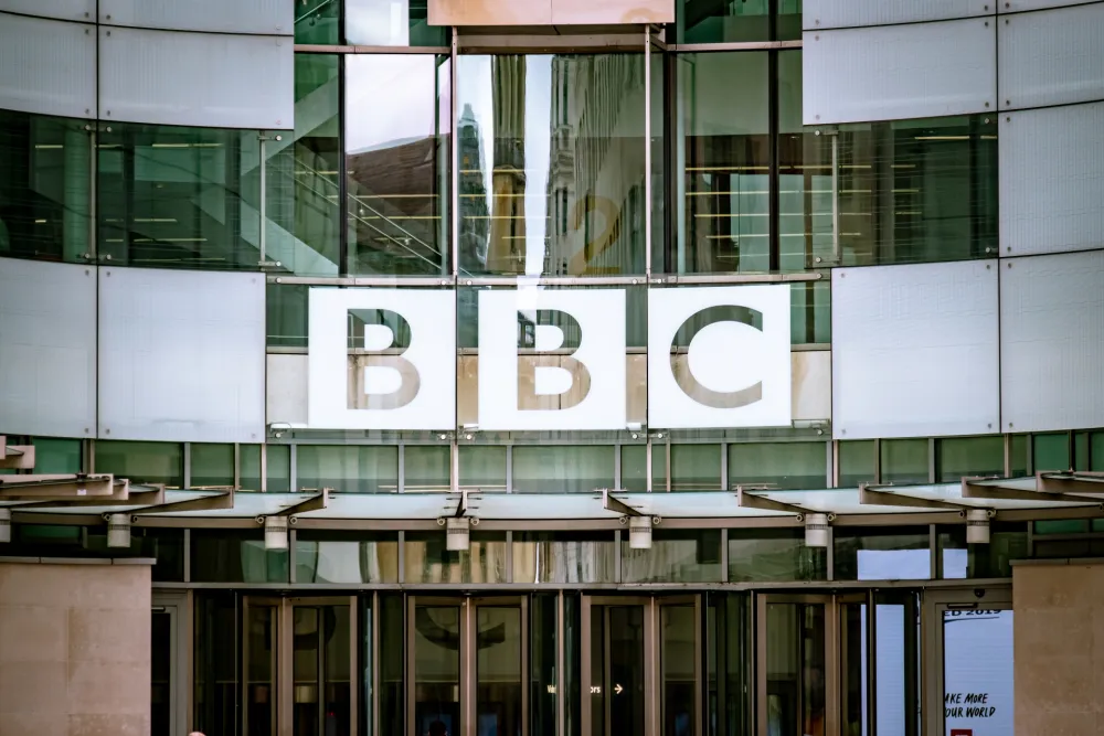 Ilustracija<br>BBC, Bi-Bi-Si