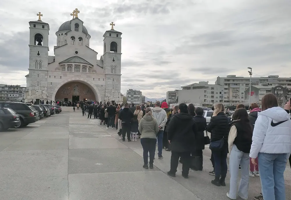 vaskrsnja liturgija u hramu