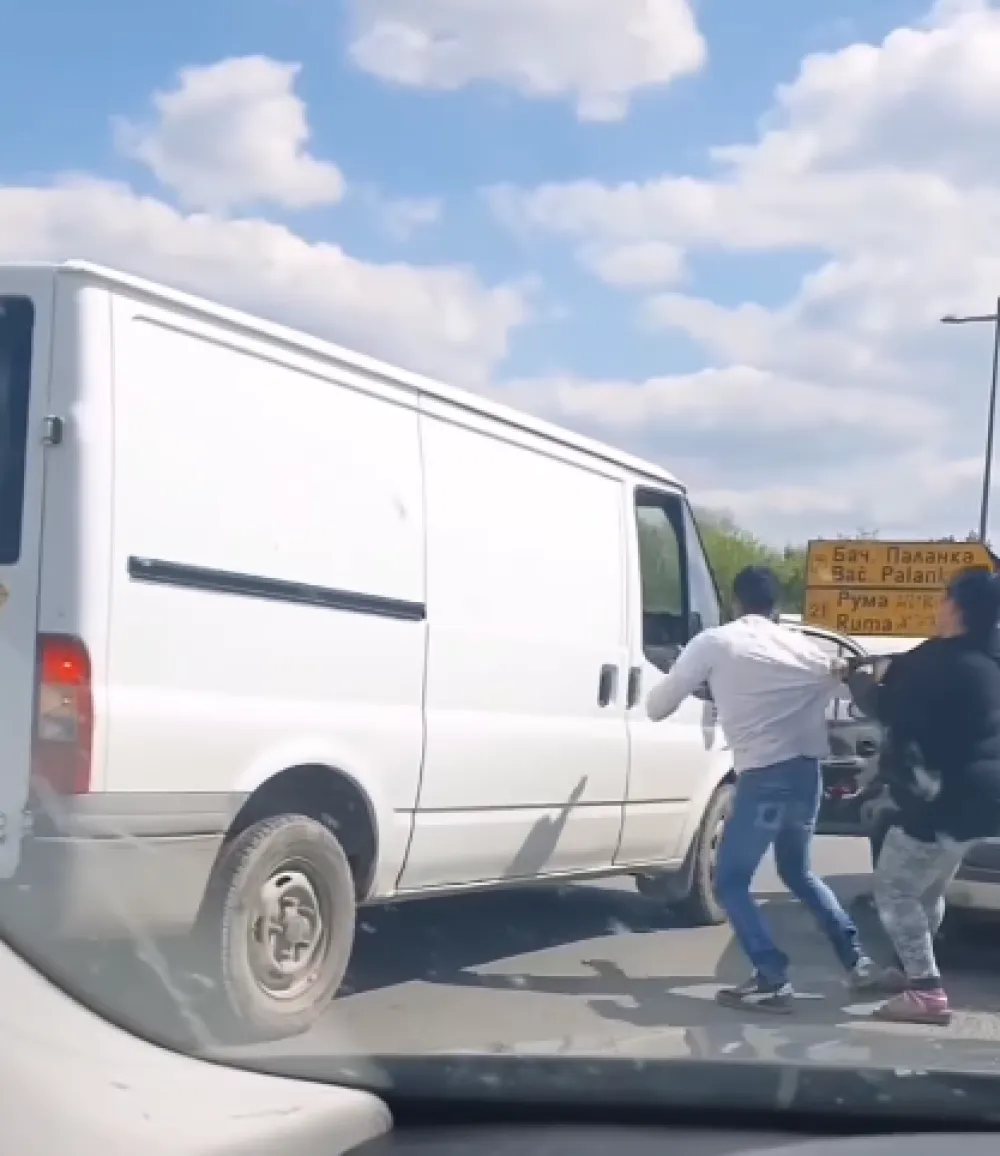 Potukli se vozači zbog velikih gužvi