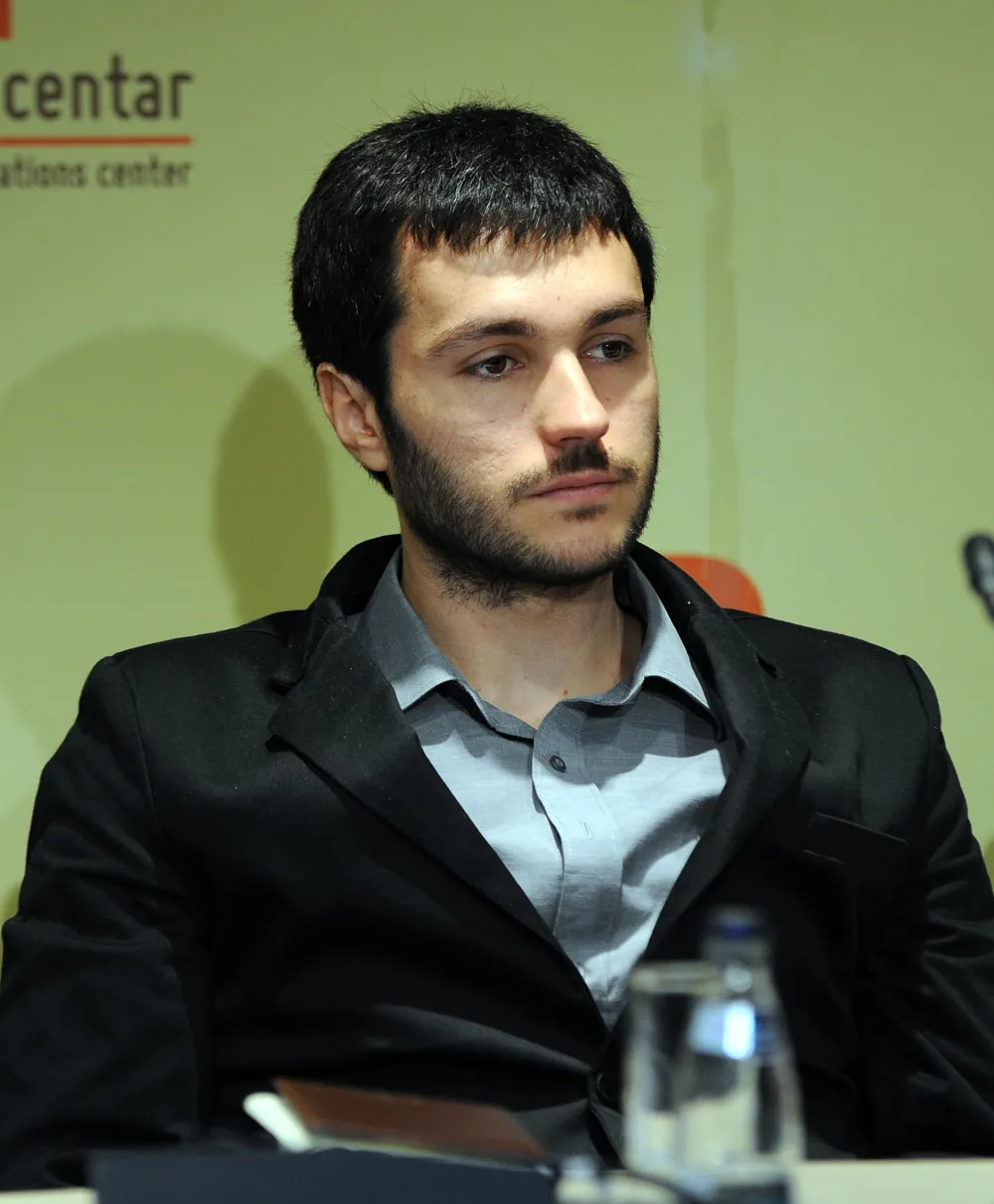 Damir Hodzic - studenti