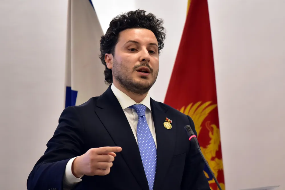 Saslu&scaron;aće Abazovića povodom podr&scaron;ke prijemu Kosova u SE