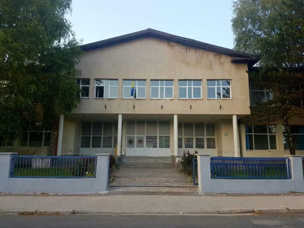 Bihać &scaron;kola