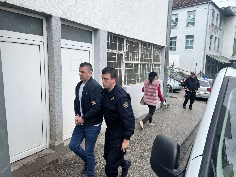 Otac ubijenog Anesa Kalača: Zoran Lazović &scaron;titio ubicu mog sina