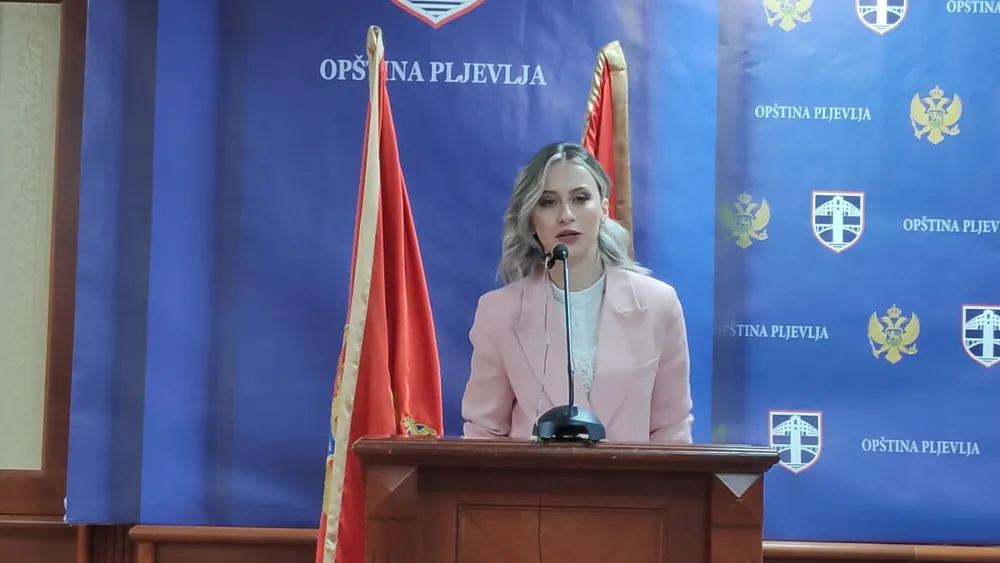 Јована Тошић