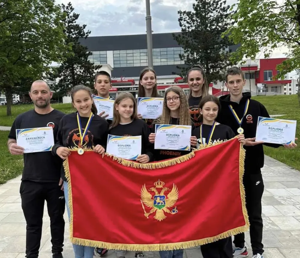 Učenici O&Scaron; "&Scaron;tampar Makarije": Okitili se sa dvije zlatne i tri srebrne medalje