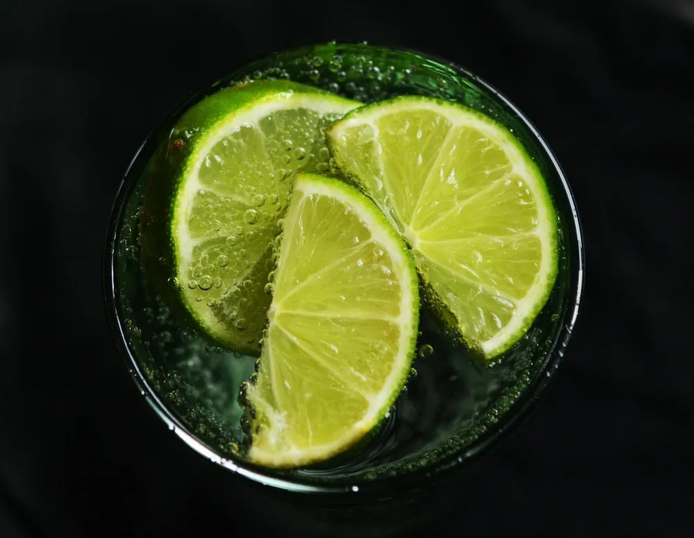 voda limeta vitamini