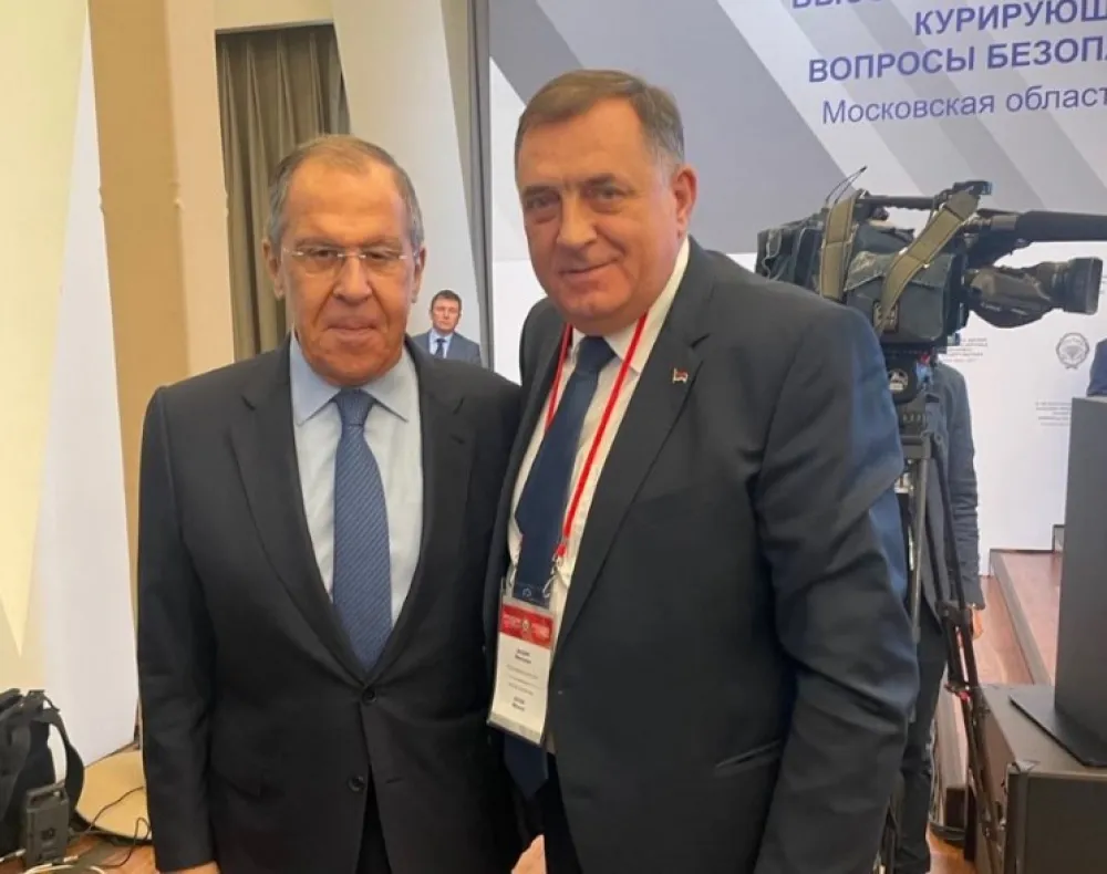 Foto: Tviter: Dodik
