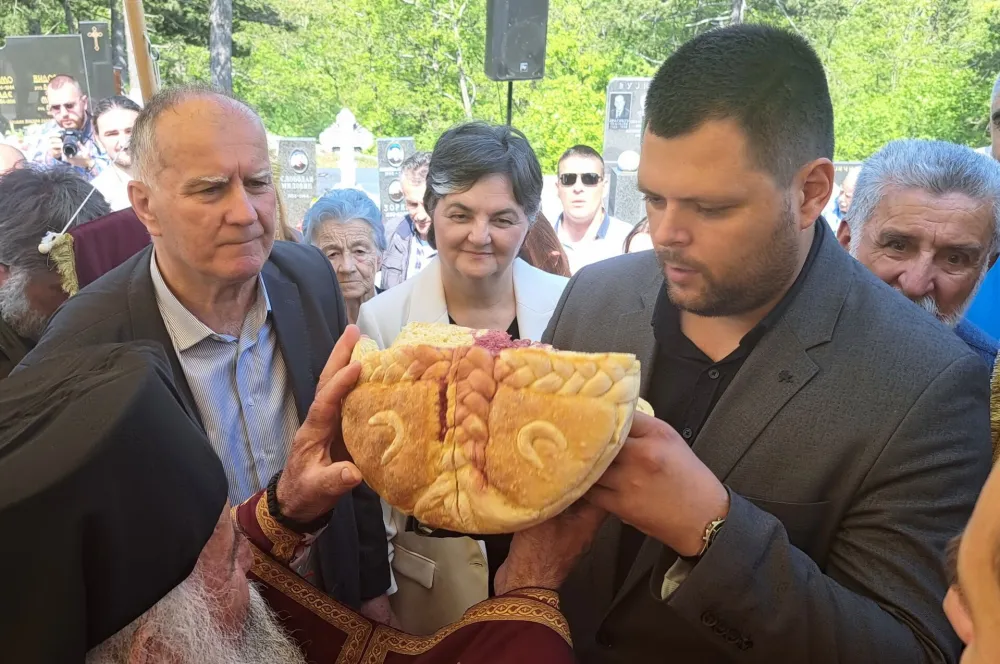 Kovačević: Spasovdan da bude državni praznik