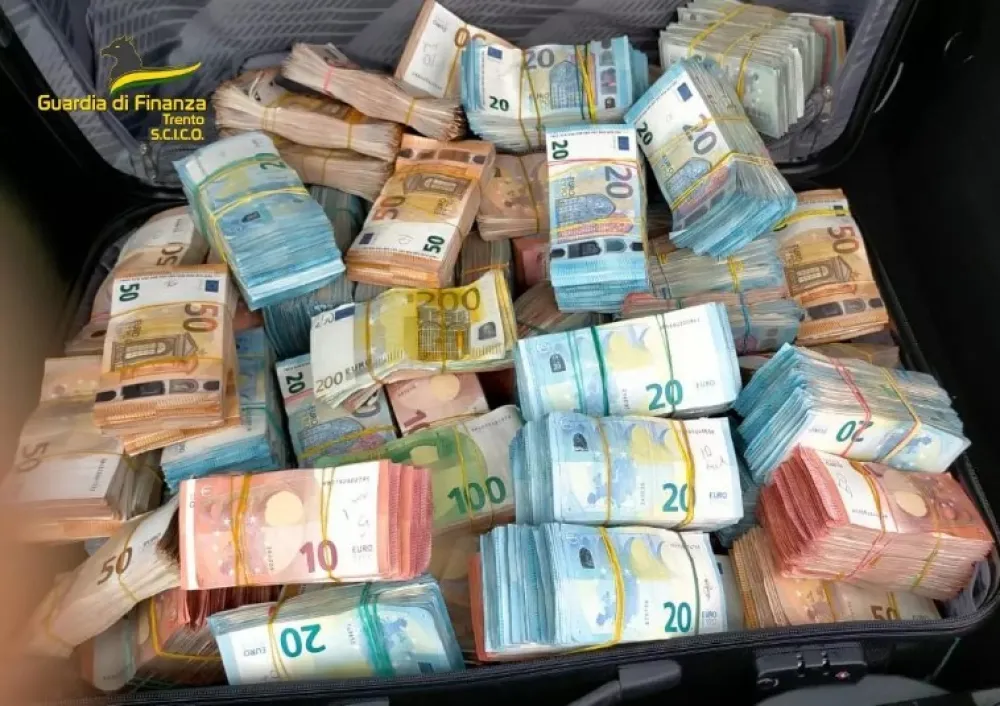 (VIDEO) Europol: Uhap&scaron;ene 33 osobe, oduzeto 18,5 miliona eura