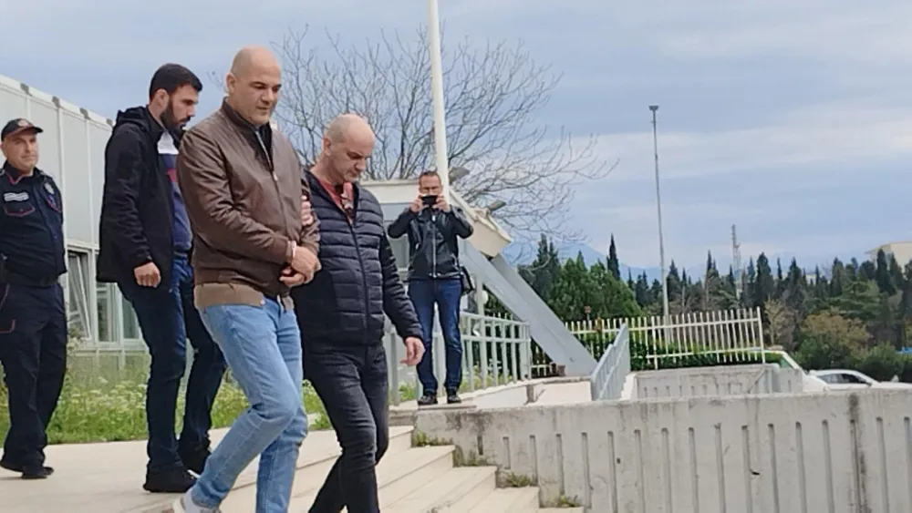 Мило Божовић