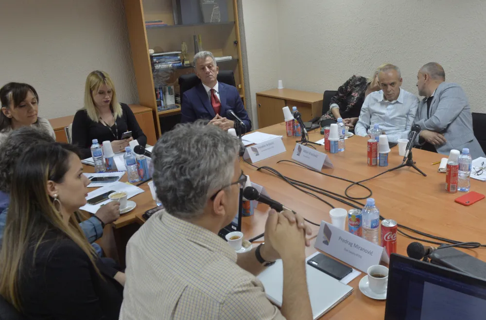 Sjednica savjeta RTCG, Savjet RTCG oko razresenja direktora, Savjet RTCG
