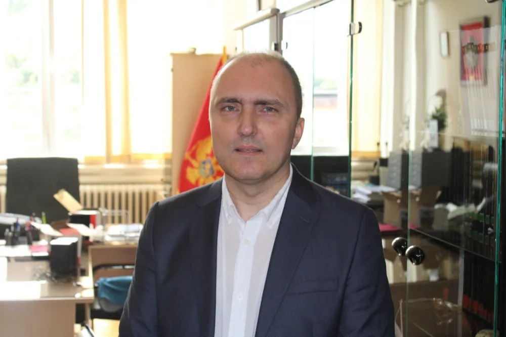 SS&Scaron; "Spasoјe Raspopović" ima mjesta za 224 polumaturanta