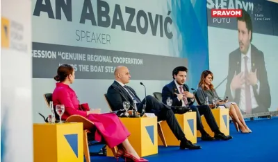 Abazović na jednom od panela 