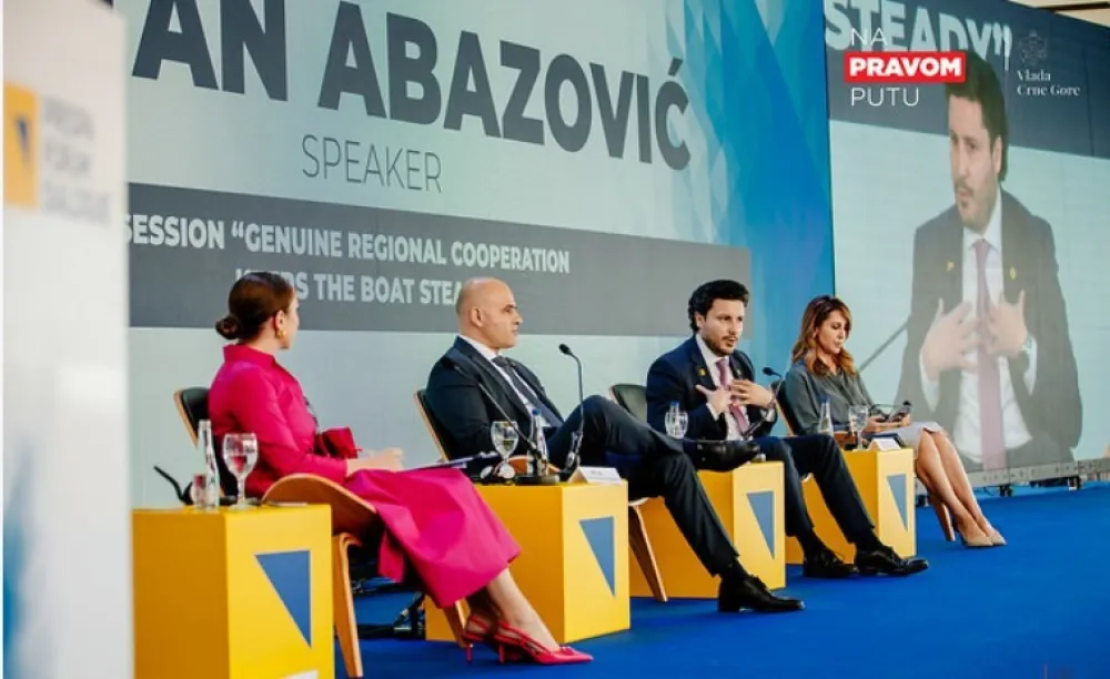Abazović na jednom od panela 