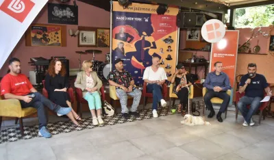 Učesnici pres konferencije u "Sjedefi"