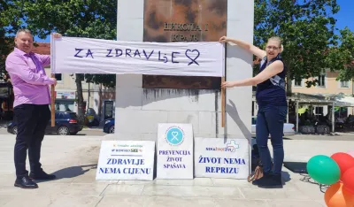 Едукативни перфомамнс на Тргу слободе