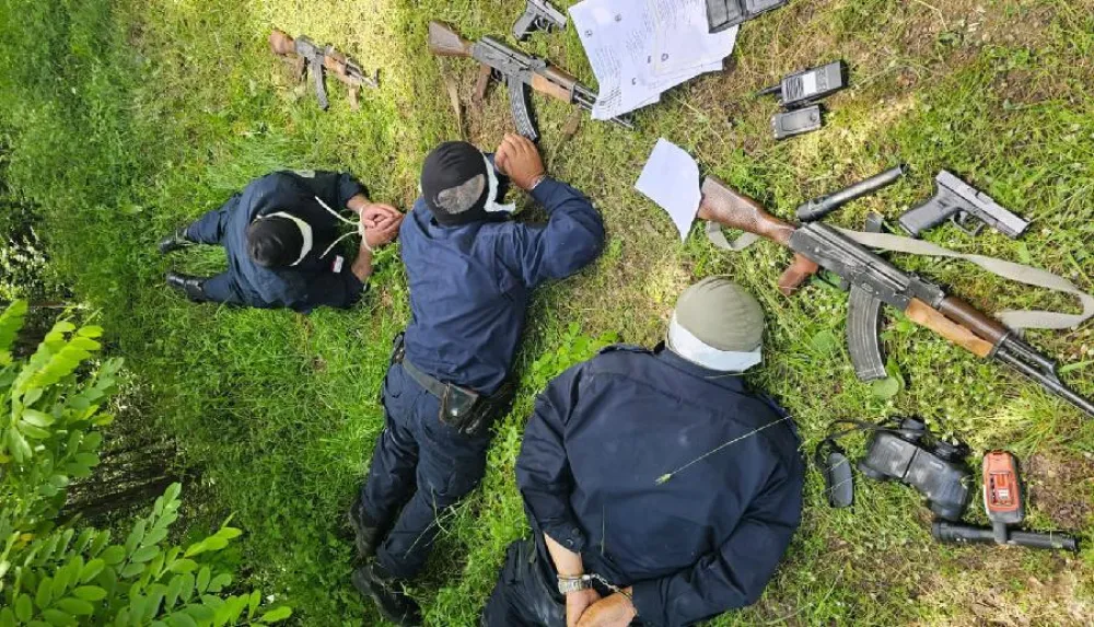 Uhap&scaron;eni policajci