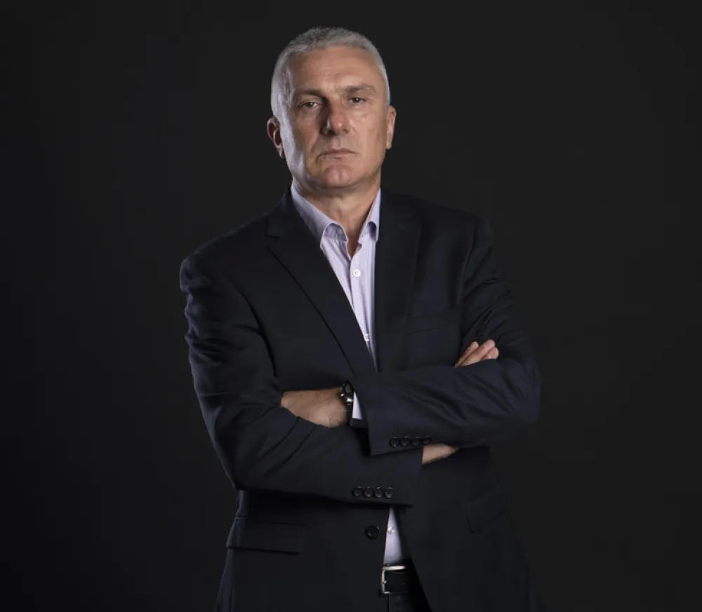 Slavi&scaron;a Orlović: "Nadziranje demokratije" (1): Nerije&scaron;eni odnosi istine i demokratije