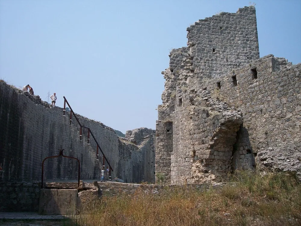Стонска тврђава (ФОТО: ВИКИПЕДИЈА)