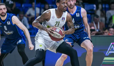 Džejms Naneli vjeran Partizanu
