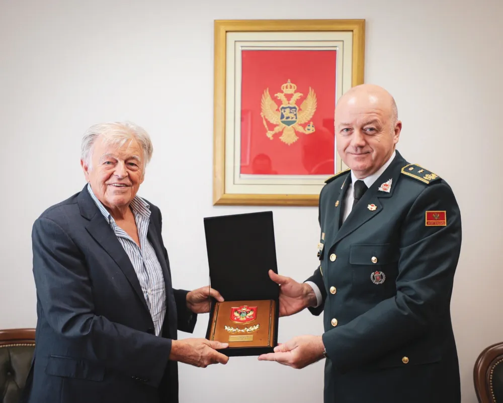 Lazarević i princ Nikola: VCG da podrži projekat izrade ekolo&scaron;kog vozila