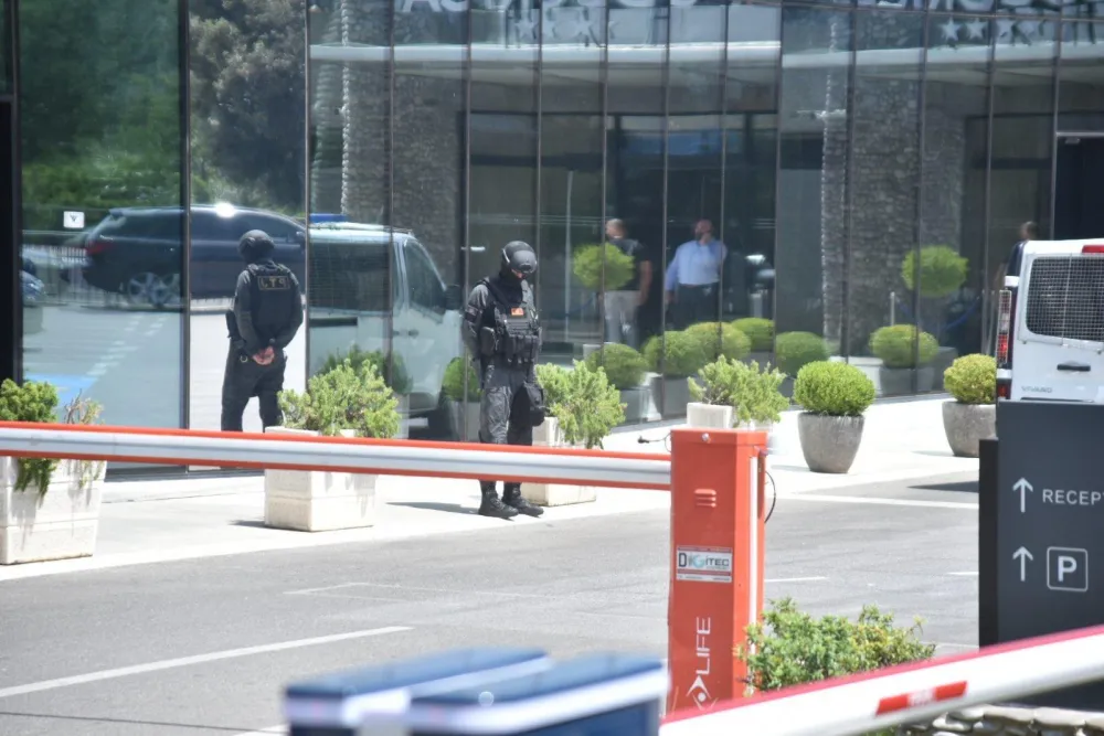 racija u hotelu