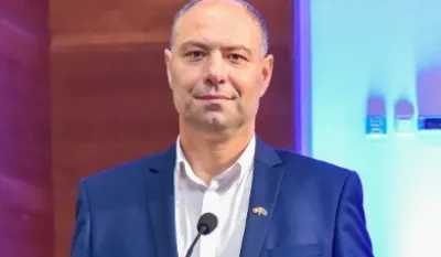 Ljumović: Mržnja uzima maha i vodi Crnu Goru u ambis
