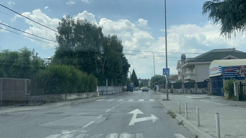 Ulica Iva Andrića: Neće zakrpe, hoće novi asfalt
