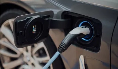Električni automobil