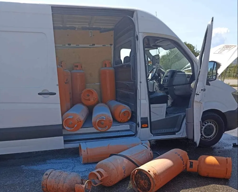 Kombi sa plinskim punjenjem u kojem je do&scaron;lo do eksplozije