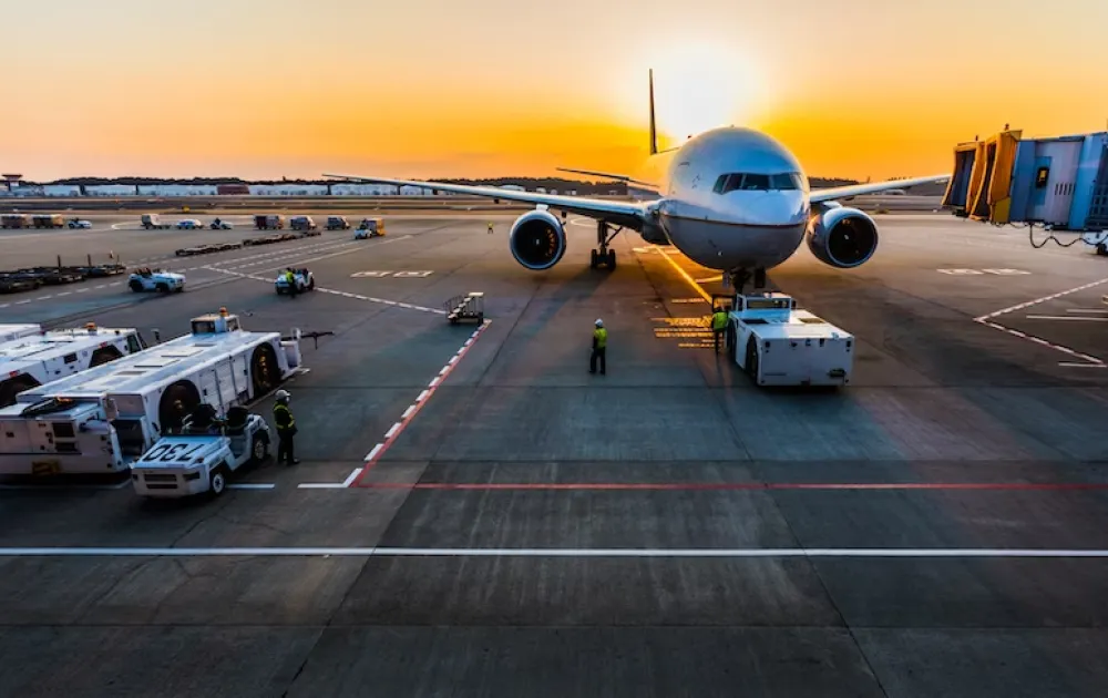 Avion sletio u Zagreb zbog kvara na motoru