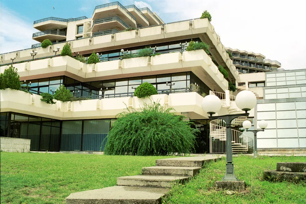 Danas u Kotoru potpisivanje peticije za spas Instituta