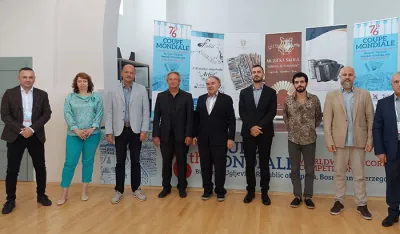 I takmičari i članovi žiriјa