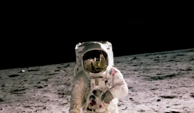 Dvojica ruskih i jedan američki astronaut pristali na ISS