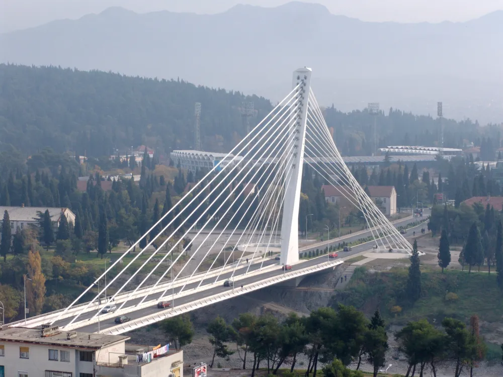 Milenijum zatvoren za saobraćaj