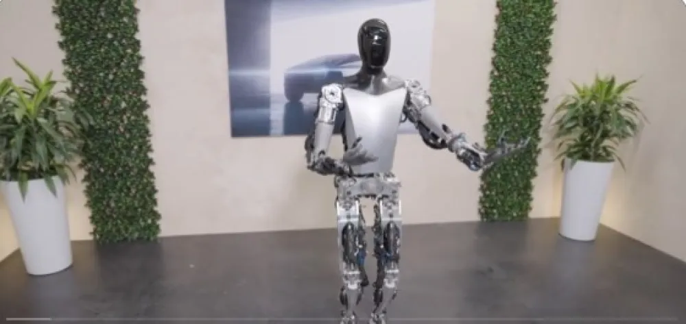 Robot Optimus