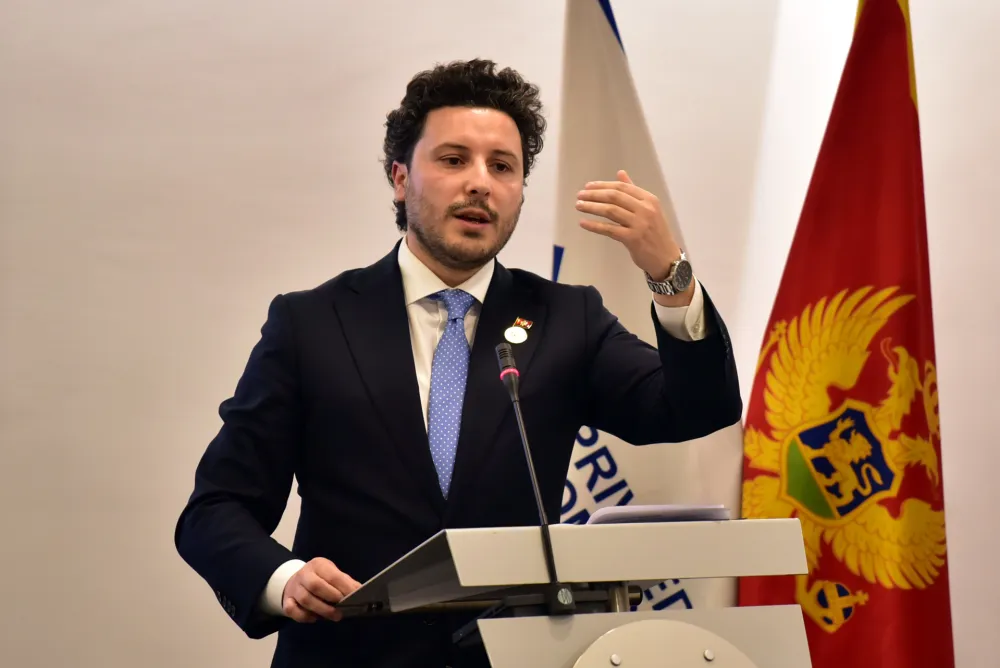 (VIDEO) Abazović: Crna Gora izdvaja 14 posto svog vojnog budžeta za pomoć Ukrajini