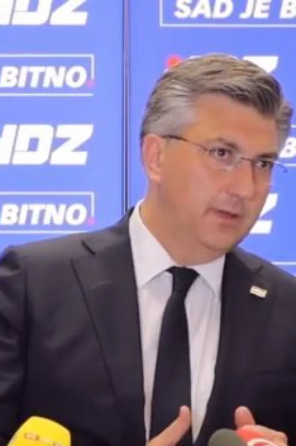 Plenković: Nema smisla na javnom mjestu pjevati usta&scaron;ke pesme