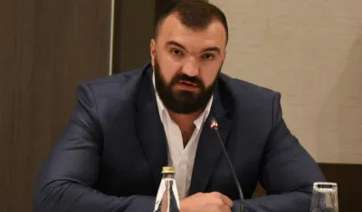 Izlazak iz krize ili nastavak agonije