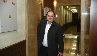 Nimanbegu podnio ostavku sa poslaničke funkcije iz etičkih i političkih razloga