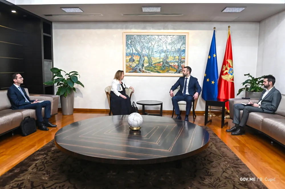 Premijer sa ambasadorima Njemačke, Italije i Francuske: Gradimo mostove saradnje za evropsku budućnost