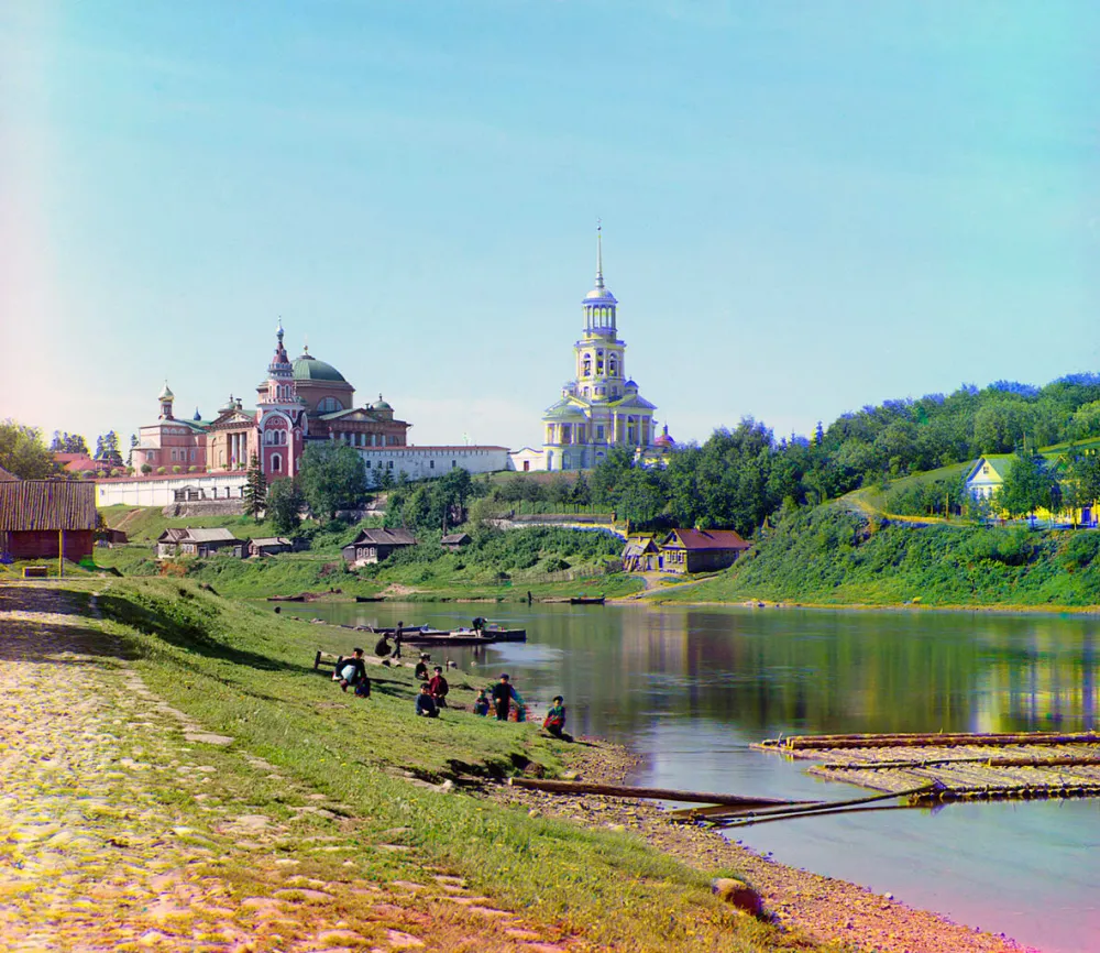 Русија, град Торжок, поглед на манастир Светих Бориса и Гљеба, 1910.<br>