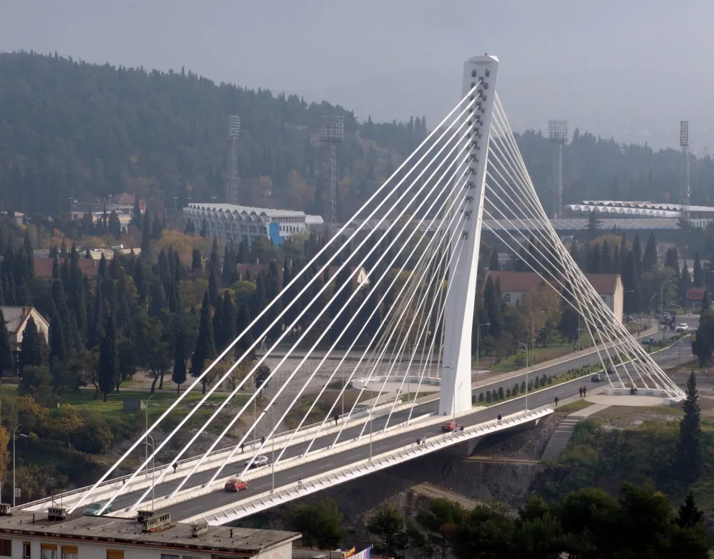 Za kontrolu tri mosta daju 10.000 eura
