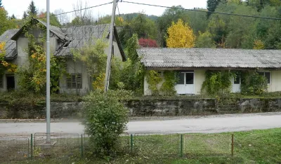 Bare Kraljske &ndash; od urbanog mјesta do zatvorenih kuća
