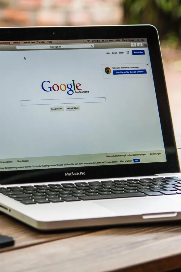 google logo