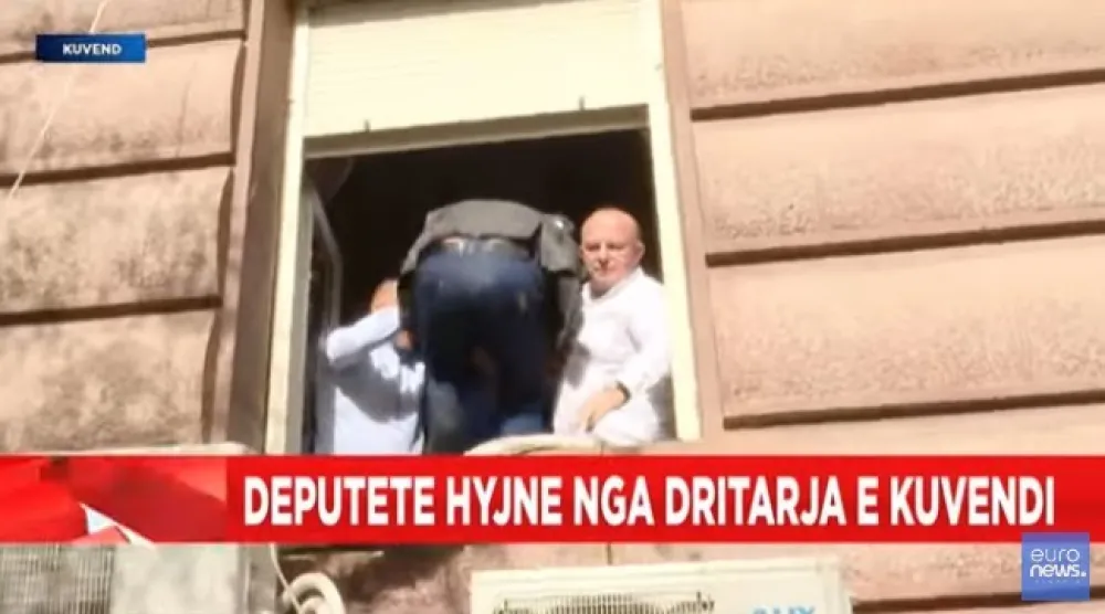 albanski poslanici
