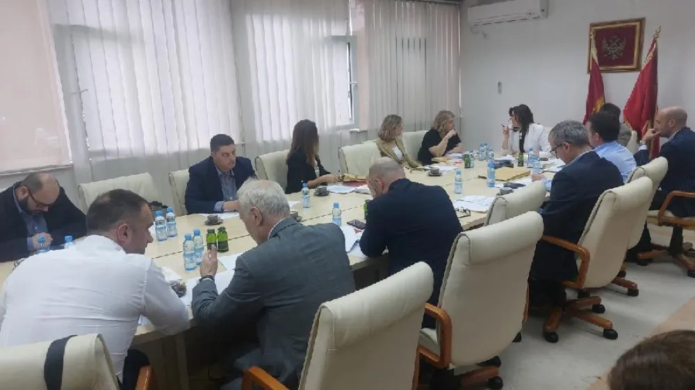 Са једне од ранијих сједница ТС